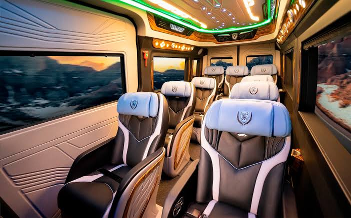 Thuê Xe Limousine Cần Thơ – Xe VIP Sang Trọng, Có Tài Xế, Đặt Xe Nhanh
