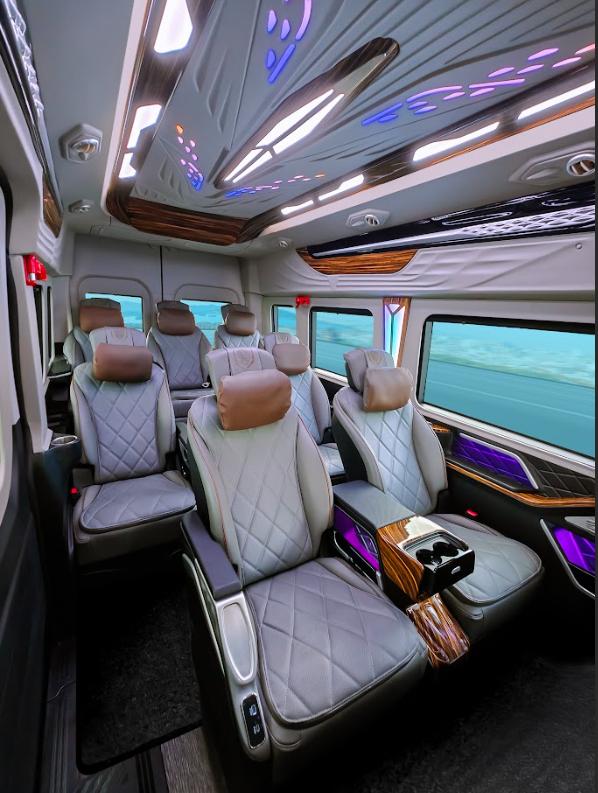 Thuê Xe Limousine Cần Thơ – Xe VIP Sang Trọng, Có Tài Xế, Đặt Xe Nhanh