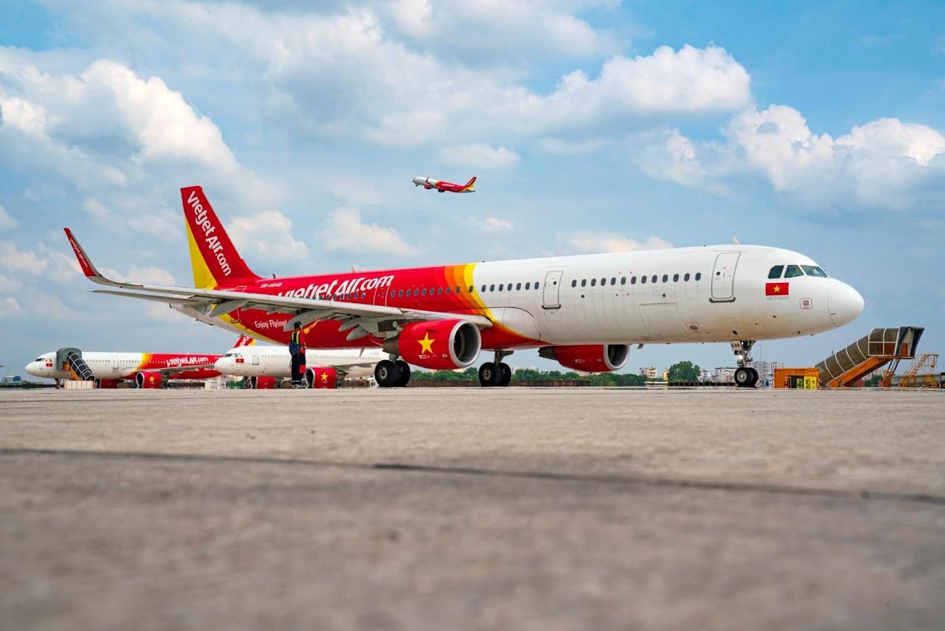 Thuê Xe Đưa Đón Sân Bay Cần Thơ – Xe Riêng Có Tài Xế, Đón Trả Tận Nơi, Giá Tốt
